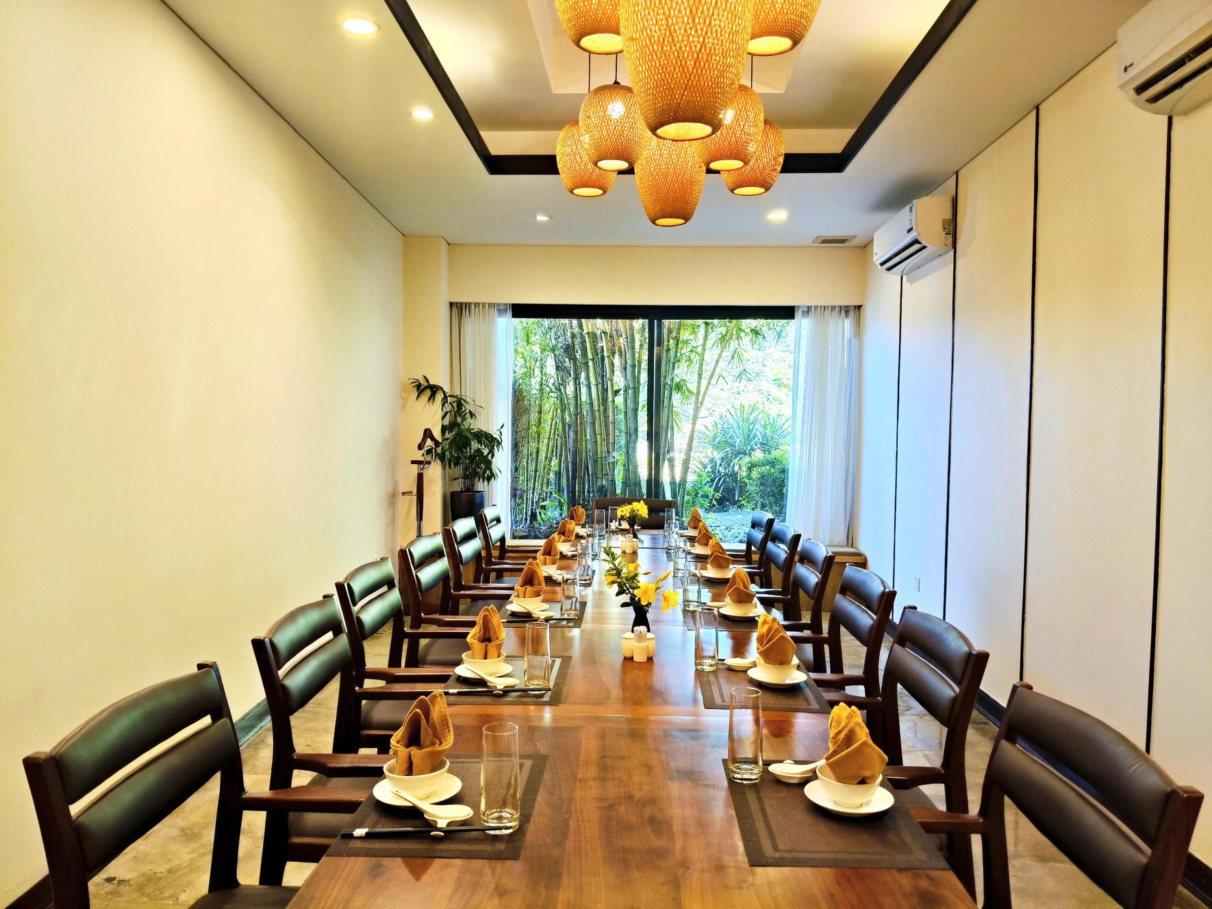 Phòng ăn VIP riêng tư, phục vụ hoàn hảo các bữa tiệc chiêu đãi đối ngoại